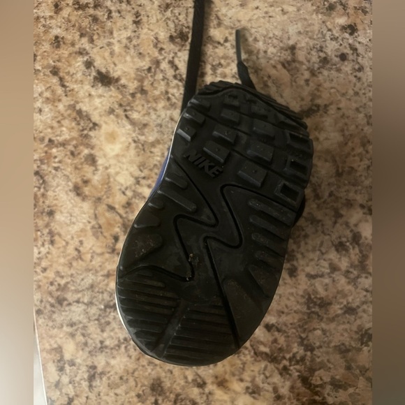 Nike Air Max 90 Low Kids Size 4C Blue Silver Black Athletic Comfort SNEAKERS - Picture 4 of 5